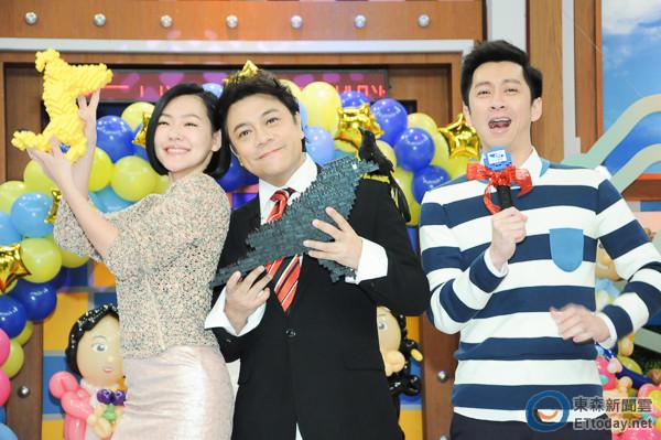 蔡康永 微博 宣布退出《 康熙来了 》:第一个告诉