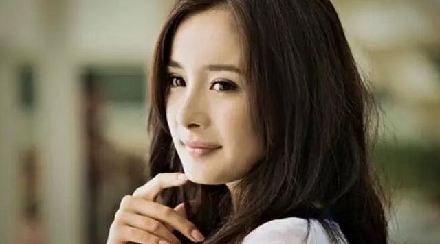 杨幂:说话直白是遗传,我爸还说我怎么那么丑