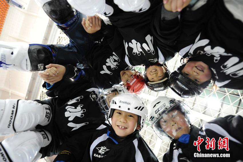 癫痫可以吃阿胶吗,扭头抽搐带翻白眼是怎么回事