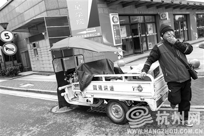 如何让快递员把快递放到门口 00300119683_d46f5ac7.jpg