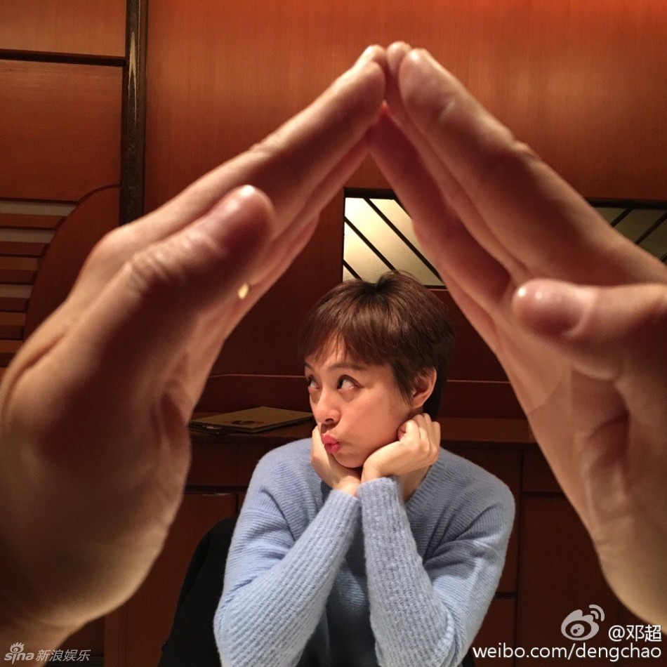  邓超 孙俪 拍照 花式秀恩爱 把娘娘放在手心里-