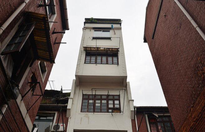 组图：上海39平米水塔房改成“空中别墅”