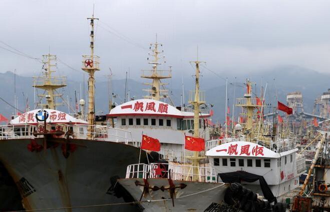 浙江温岭千艘渔船回港躲避台风“马勒卡”