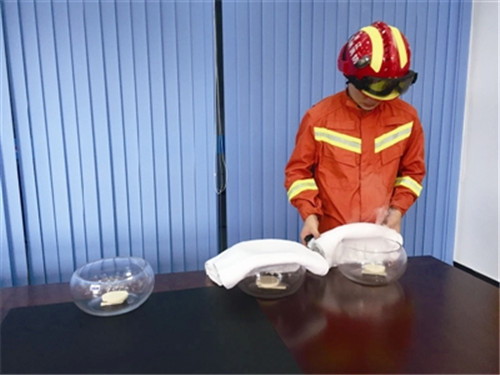 火场逃生用湿毛巾捂口鼻有用吗?消防人员详细解析-新闻中心-温州网