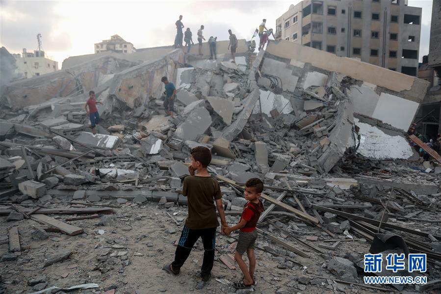以色列战机继续轰炸加沙地带致18名巴勒斯坦人受伤