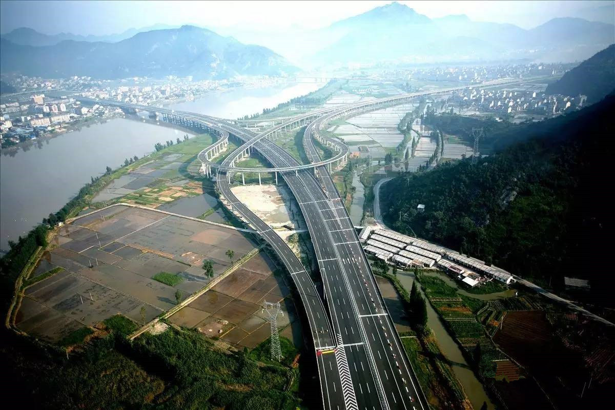 【两会聚焦】温州建设“大交通” 书写城市新辉煌