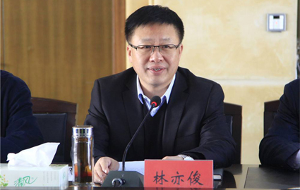 温州市政协副主席、乐清市委书记林亦俊：在“千亿俱乐部”里争先进位