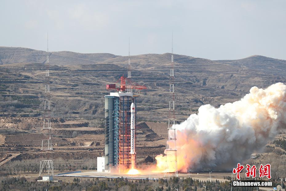 中国成功发射高分七号卫星
