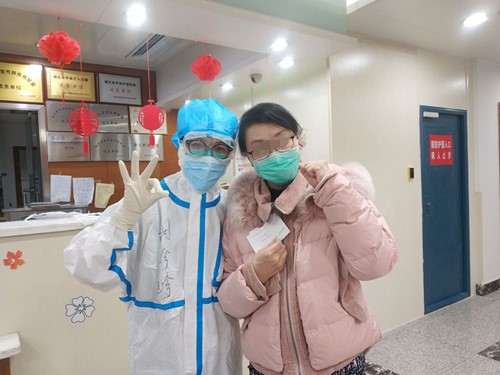 温州援鄂医务人员胡珍珍收到武汉康复患者的感谢信：你给我生命的通行证