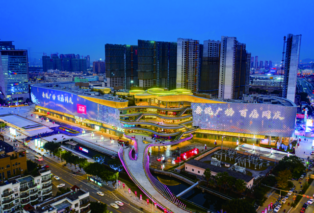 作为城东一座年轻的新地标,温州吾悦广场同时也是新城控股集团体系内