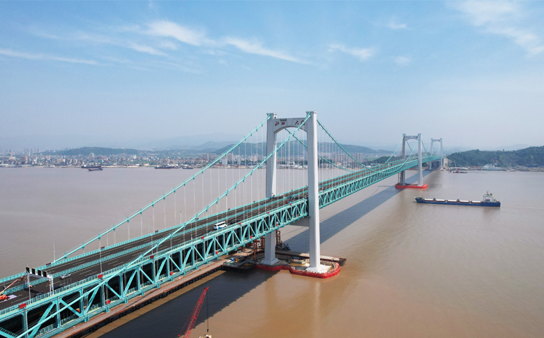 温州瓯江北口大桥正式通车 乐清市区到温州机场只需15分钟