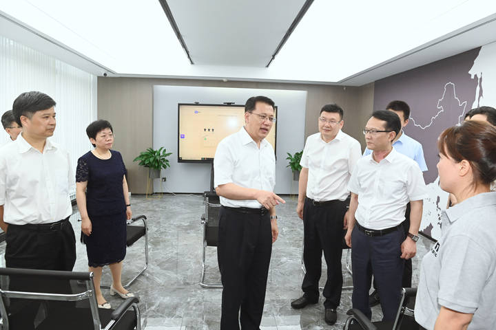 袁家军在义乌调研以改革破解发展难题以创新增添持久动力