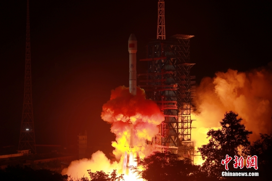 中国成功发射天链二号03星