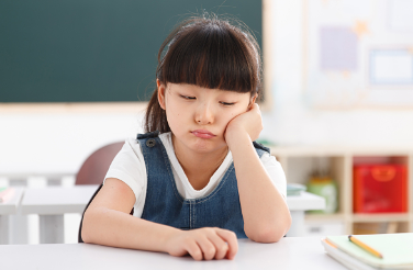 开学季，孩子为何胃口差、爱发脾气？其实是在表达焦虑