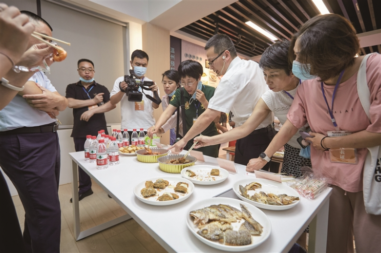“温州预制菜体验团” 开启首场“零距离享瓯鲜之旅”