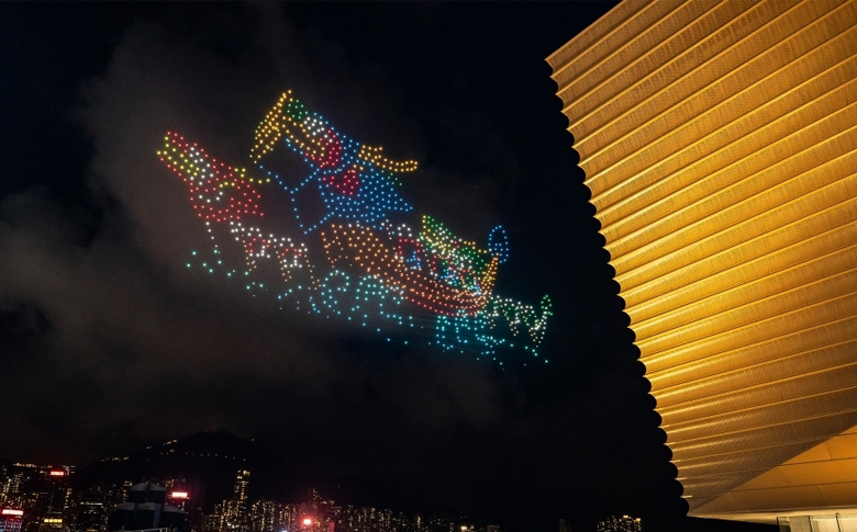 2000架無人機燈光創意秀點亮香港端午夜