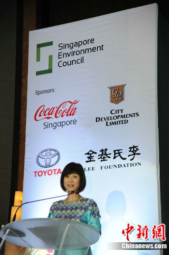 中国新闻周刊英文版记者王妍荣获亚洲环境新闻奖