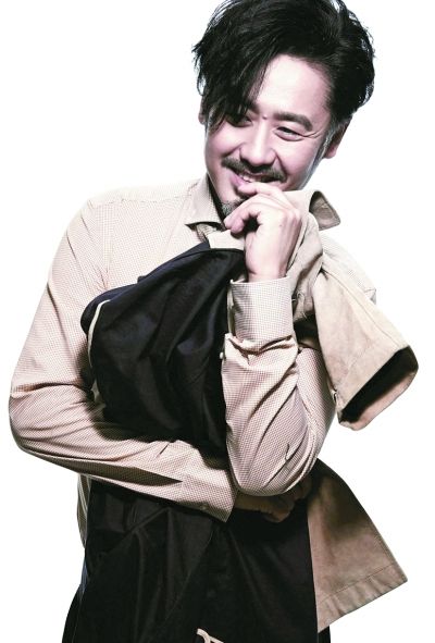 吴秀波行走影视圈全靠胡子 刮胡子和陶虹演大学生