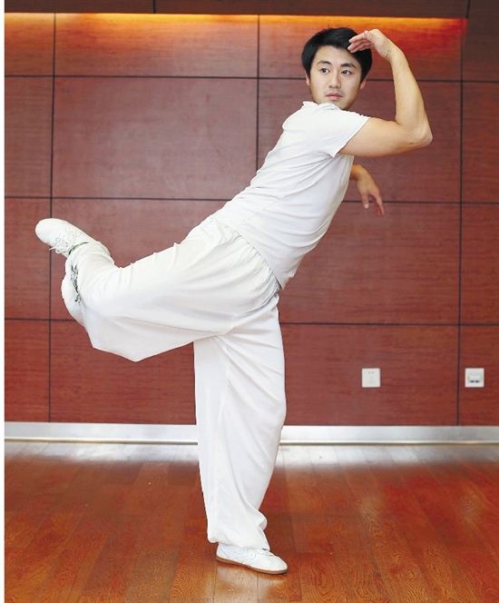 武术教练訾悍辰:来,猴年习猴拳