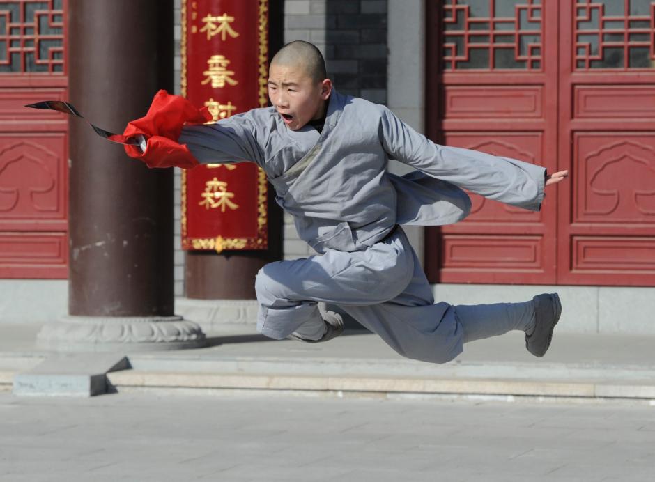 【图刊】00后小武僧勤练功记