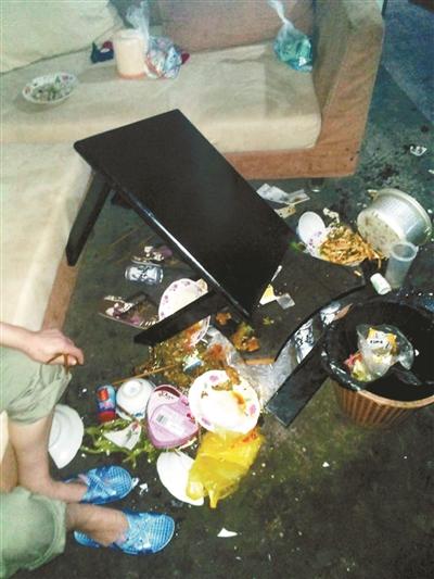 城里媳妇怒掀桌疑为假新闻所用图片为旧照