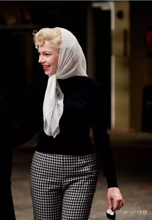 有一种时尚叫做"不好好系丝巾"!