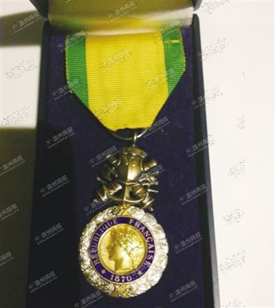 温籍华侨获法国军功勋章 曾是外籍兵团"雇佣兵"