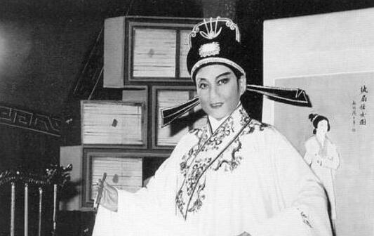 90岁的越剧毕派创始人毕春芳昨日病逝