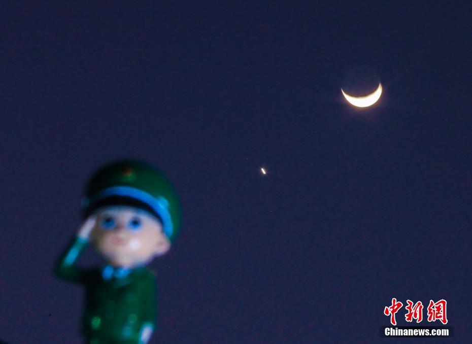 新年伊始“金星合月” 在温州也有看到哦