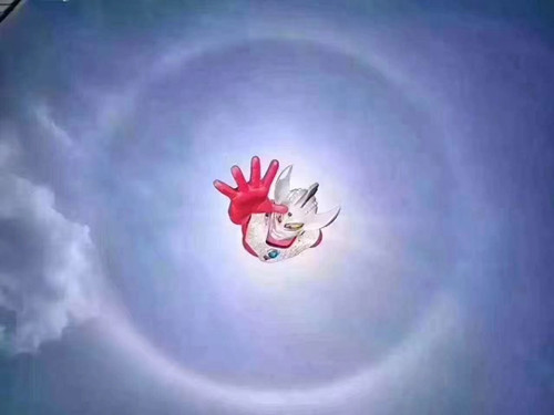 还有奥特曼?唐僧师徒四人也来凑热闹悟空:筋斗云!