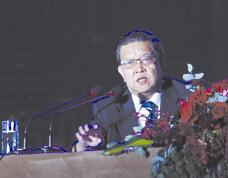 如何应对中美贸易摩擦? 龙永图鼓励温企紧抓科技创新