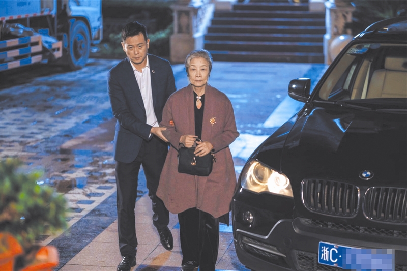 老戏骨吕中加盟《温州三家人》称赞温州商人思想活跃,意识超前
