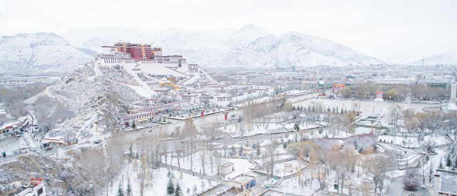 冬日西藏 雪域高原风光旖旎