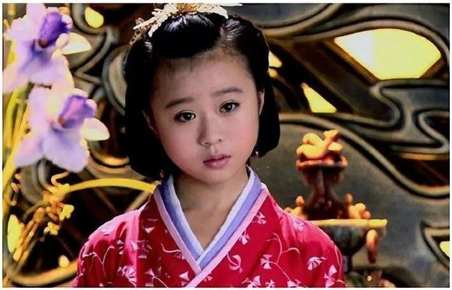 还记得《美人心计》里的小皇后吗?如今蜕变成了妙龄少女