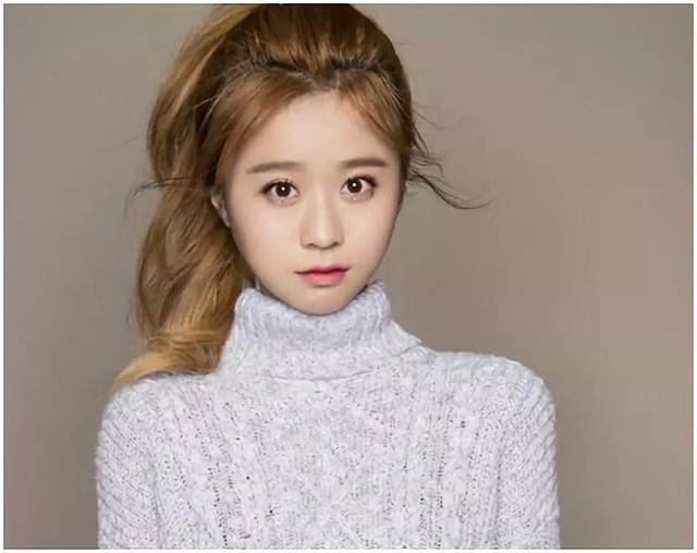 还记得美人心计里的小皇后吗如今蜕变成了妙龄少女