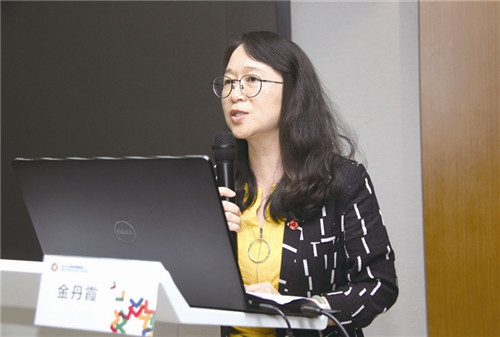 温籍院士张淑仪,1935年出生于永强,1956年毕业于南京大学物理系,1991