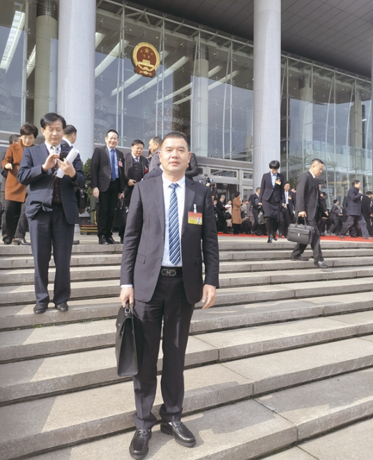 陈开茂:建议设立龙港经济开发区,龙港市高等职业学院