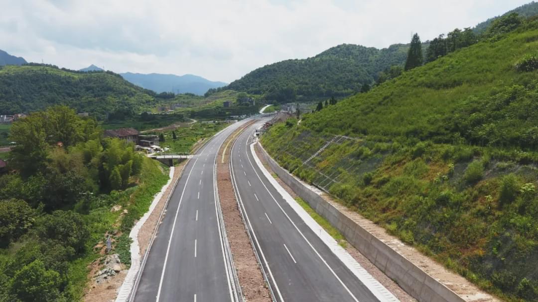 g322(56省道)文成樟台至龙川段改建工程今日正式通车!