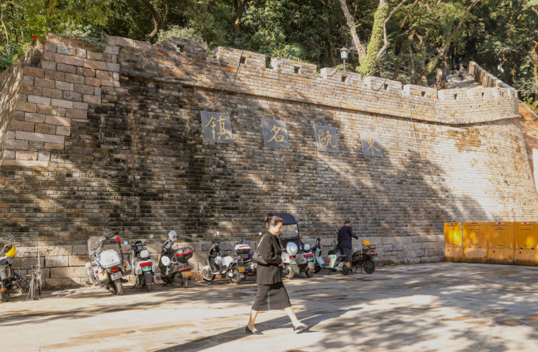 公园路"斗城遗韵"基本完工 不日将可向市民开放