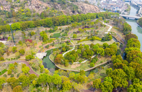 龙湾区瑶溪钟秀园改造提升工程有序进行