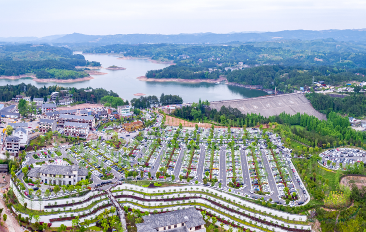 文成百丈漈镇邢越锋:奋力交出后5a时代共同富裕高分报表