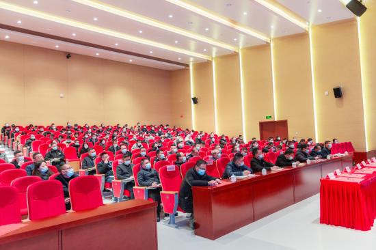 会上纪工委书记屠俊勇同志代表纪工委作工作报告,全面回顾了2021年度