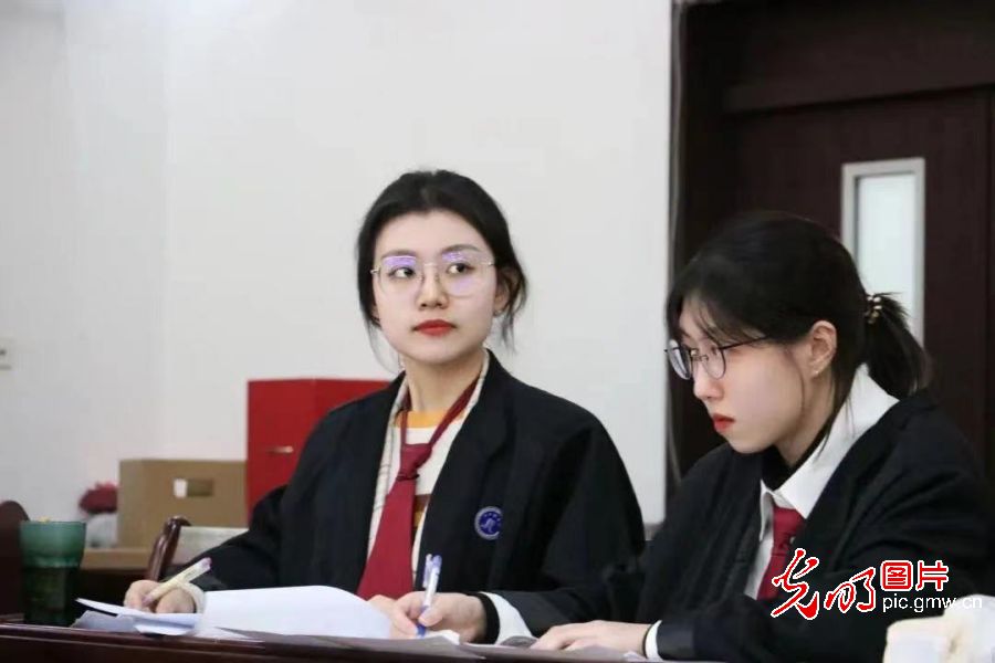 �������ഺ �ܶ����ҡ����ഺ֮�� ���챨��