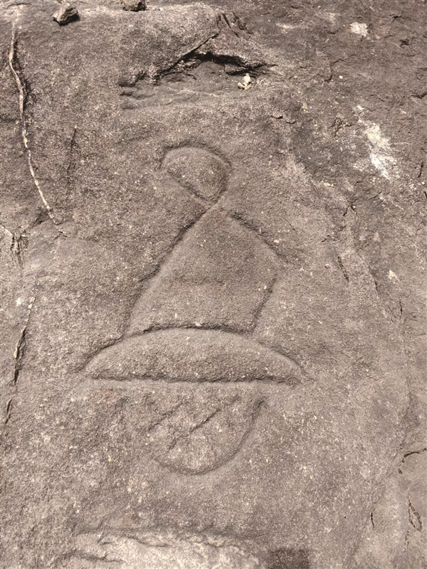 驴友大罗山上迷路意外发现一幅岩画 专家初步判断距今约3000年历史