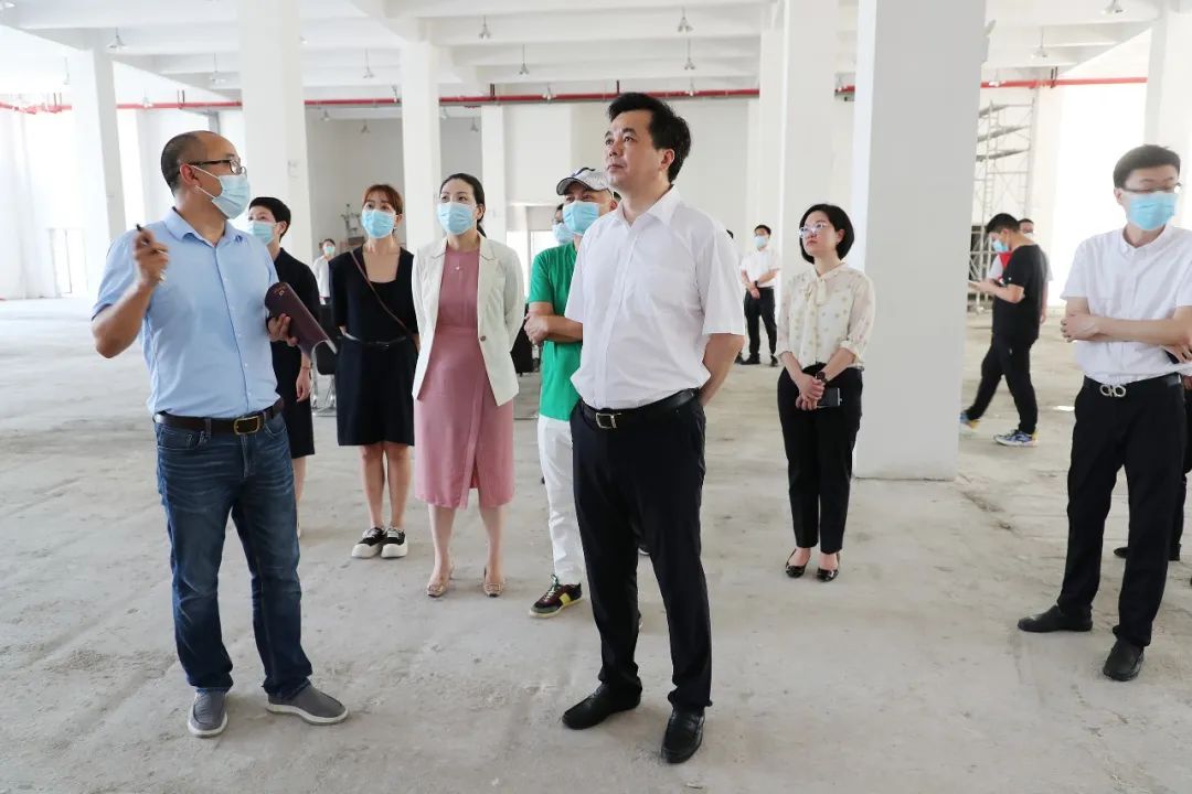 乐清市委书记徐建兵调研市委宣传部和文化提升工作