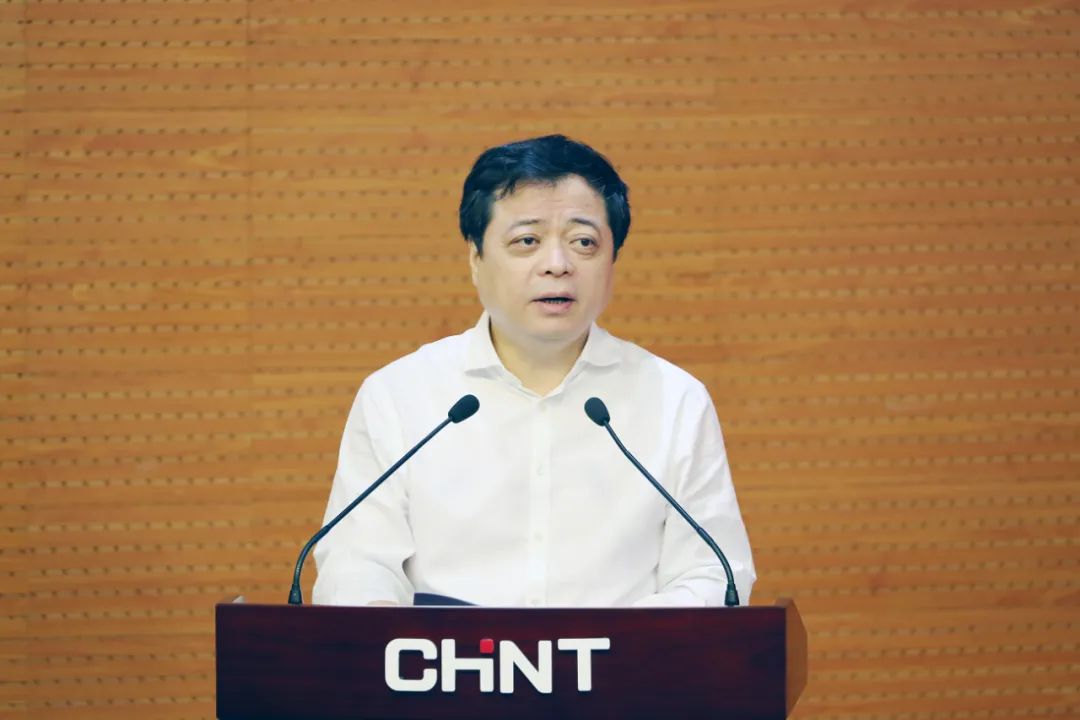乐清市委书记徐建兵在正泰集团宣讲省第十五次党代会精神把思想和行动