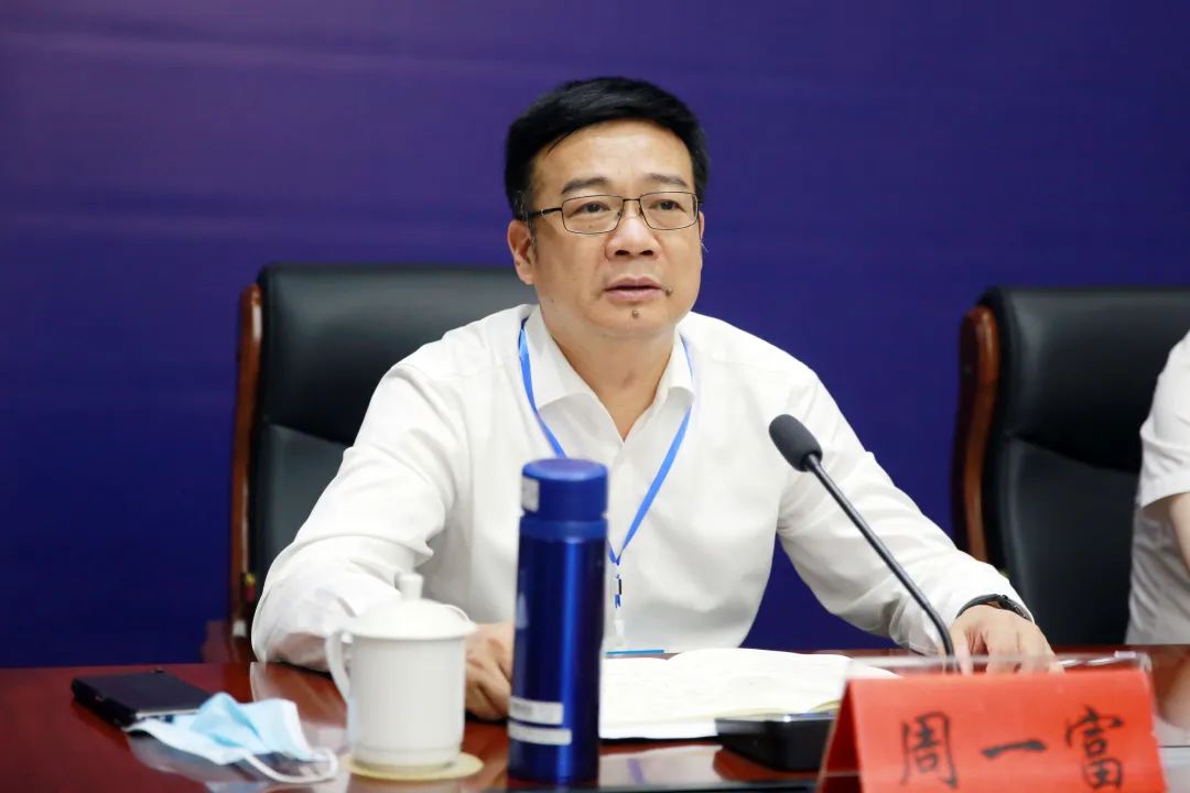 龙湾区委书记周一富指导部署疫情防控工作迅速进入战疫模式全面做好打