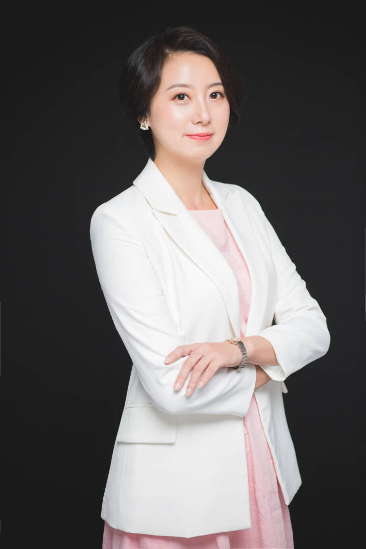 开讲人:于志凌第二届"我最喜爱的高校思政课教师"杭州师范大学马克思