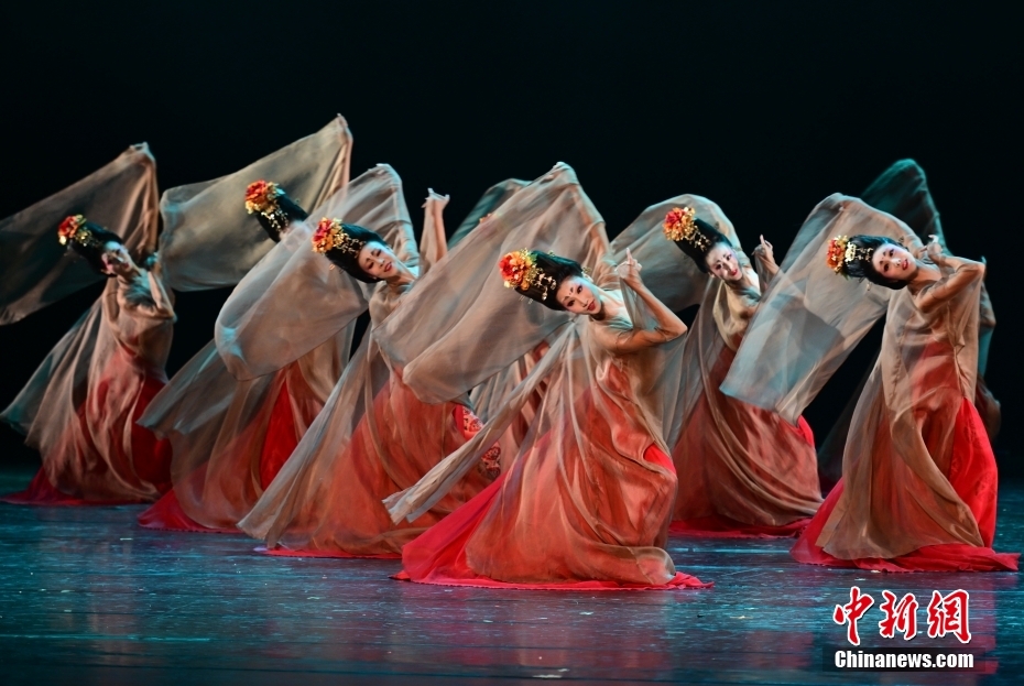 第十三届中国舞蹈“荷花奖”古典舞评奖在沈阳举行