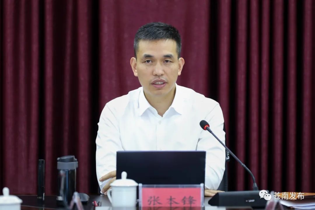 苍南县委书记张本锋在苍南经开区调研时强调聚焦七个抓蹚出新路子
